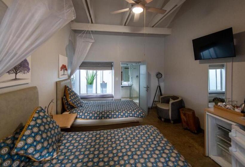 هتل Vondelhof Guesthouse