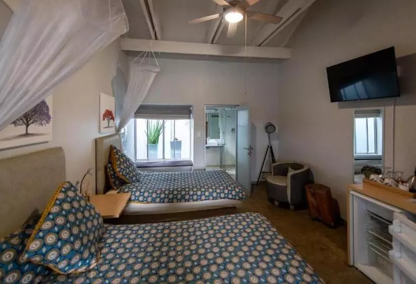 هتل Vondelhof Guesthouse