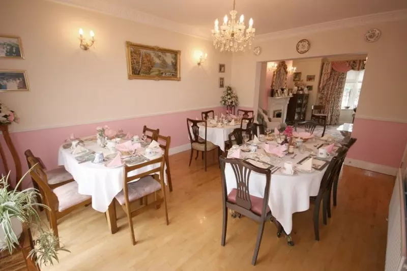 Maple House B&b