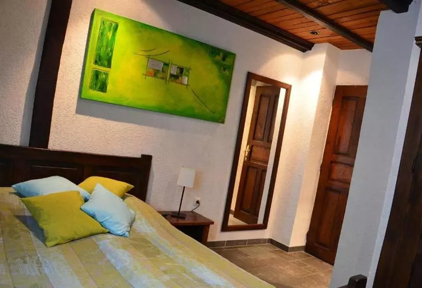 پانسیون Auberge Aal Veinen