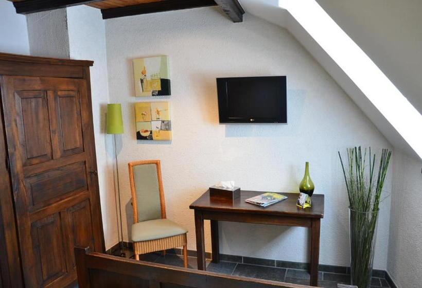 پانسیون Auberge Aal Veinen