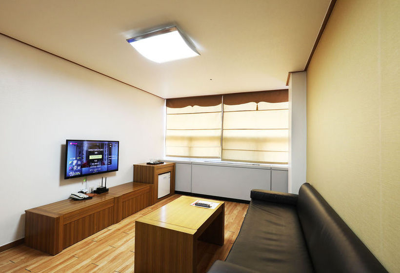 Pensiune Erica Guesthouse