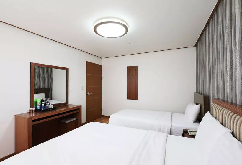 پانسیون Erica Guesthouse