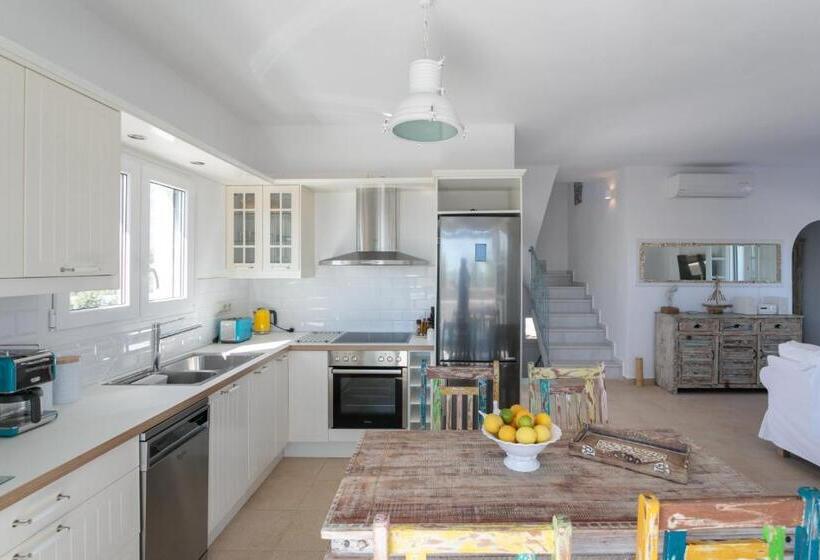 Seaside Naxos • Holiday Villas