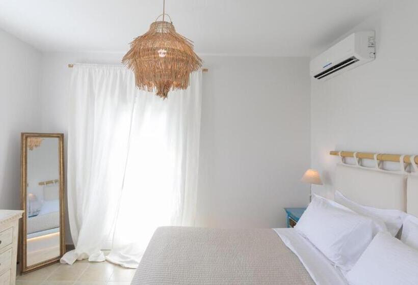 Seaside Naxos • Holiday Villas