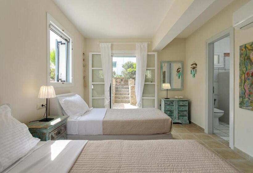 Seaside Naxos • Holiday Villas