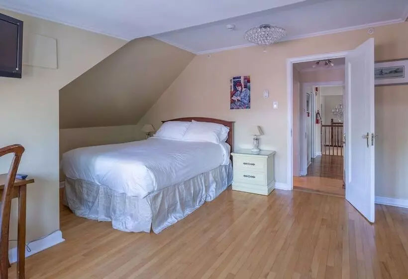 تختخواب و صبحانه Monroe House Executive Suites