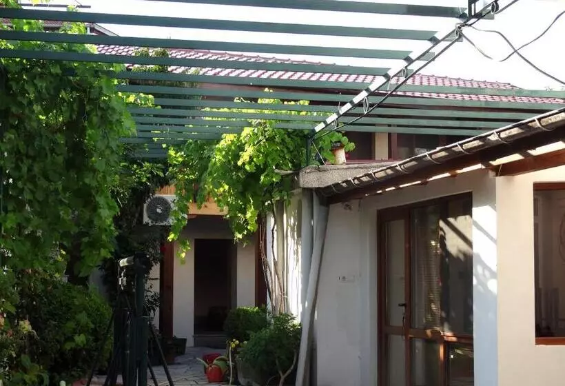 Family Hotel Rose