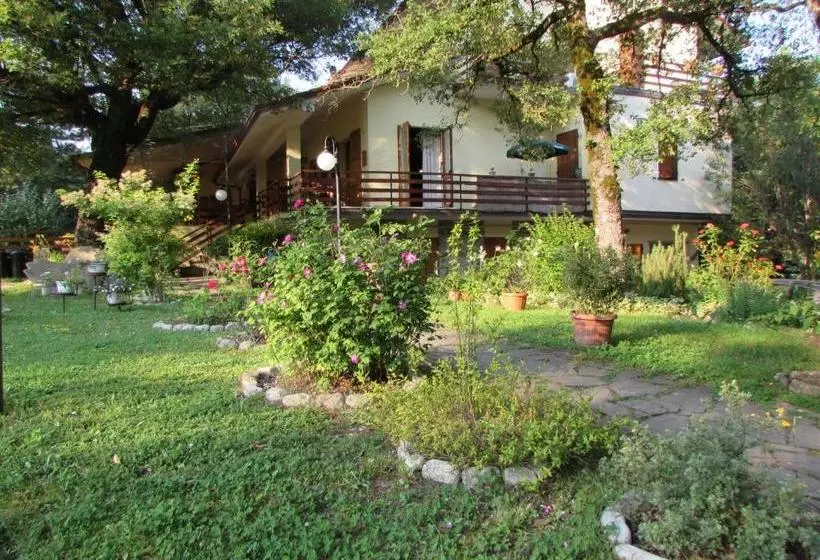 هتل Albergo Lago Verde