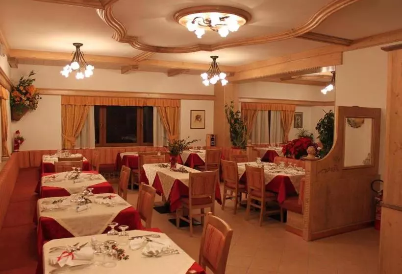 ホテル Albergo Passo Brocon