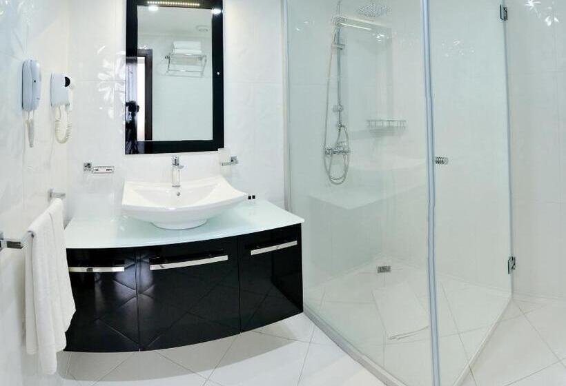 호텔 Cartoon Razgrad