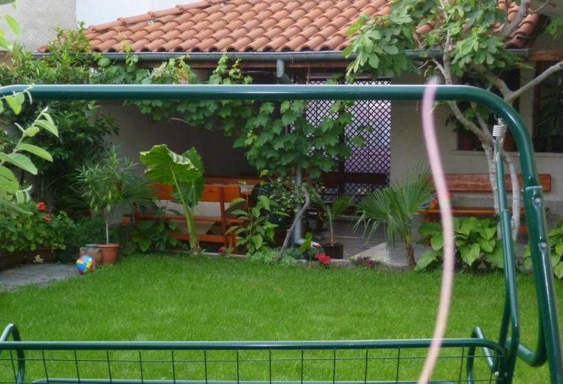 ホテル Coral Family