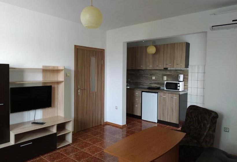 ホテル Coral Family