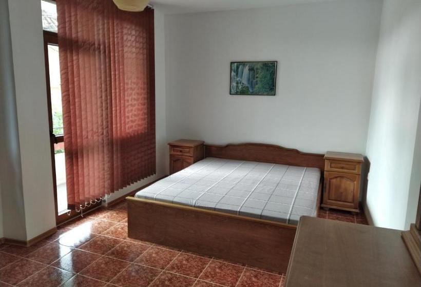 ホテル Coral Family