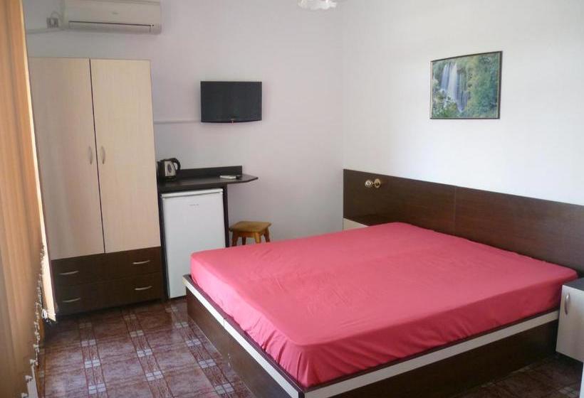 ホテル Coral Family