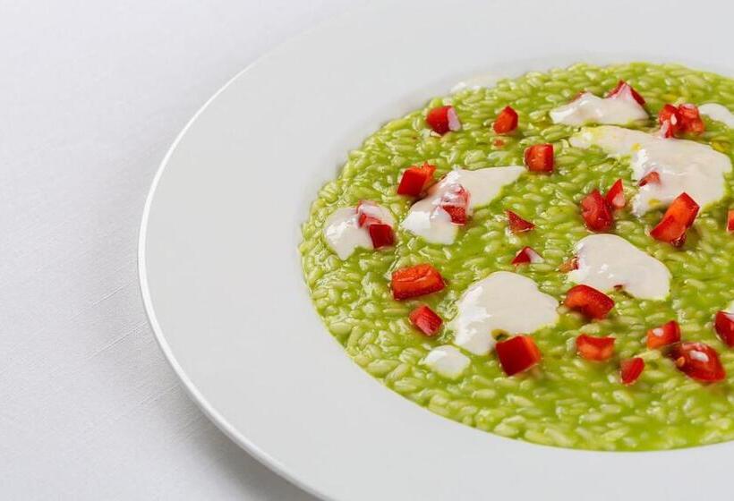 هتل Magione Papale Relais