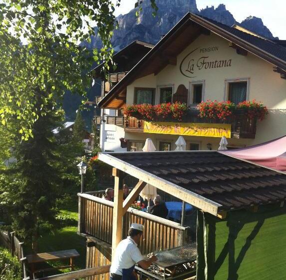 هتل Ostaria La Fontana