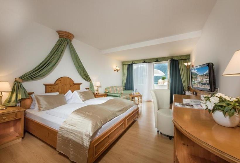 Small & Beautiful Hotel Gnaid