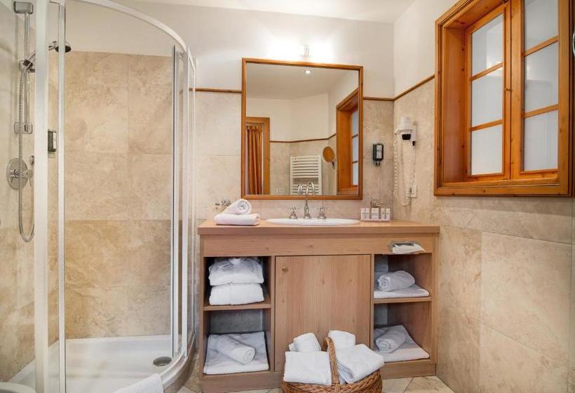 Small & Beautiful Hotel Gnaid