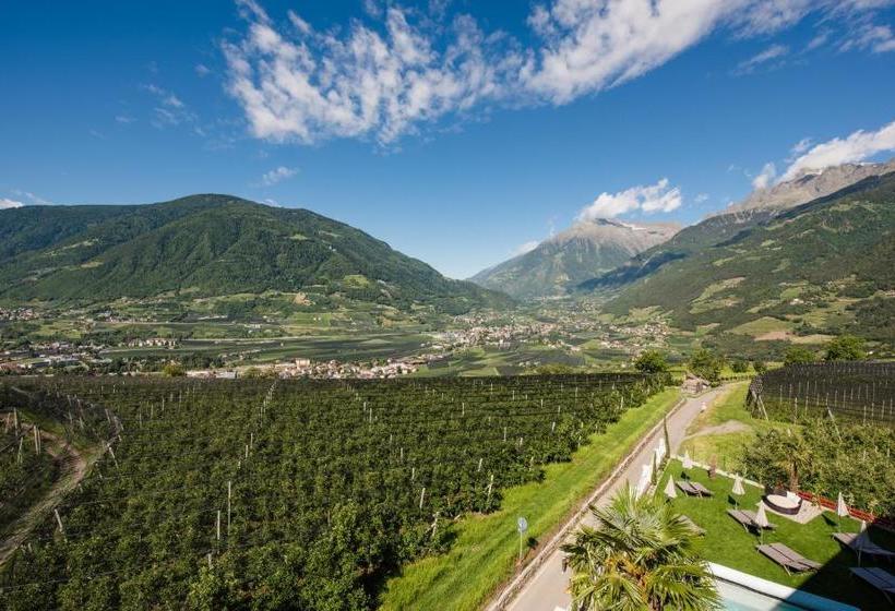 Small & Beautiful Hotel Gnaid