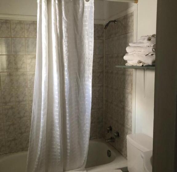 مُتل Superlodge Lloydminster