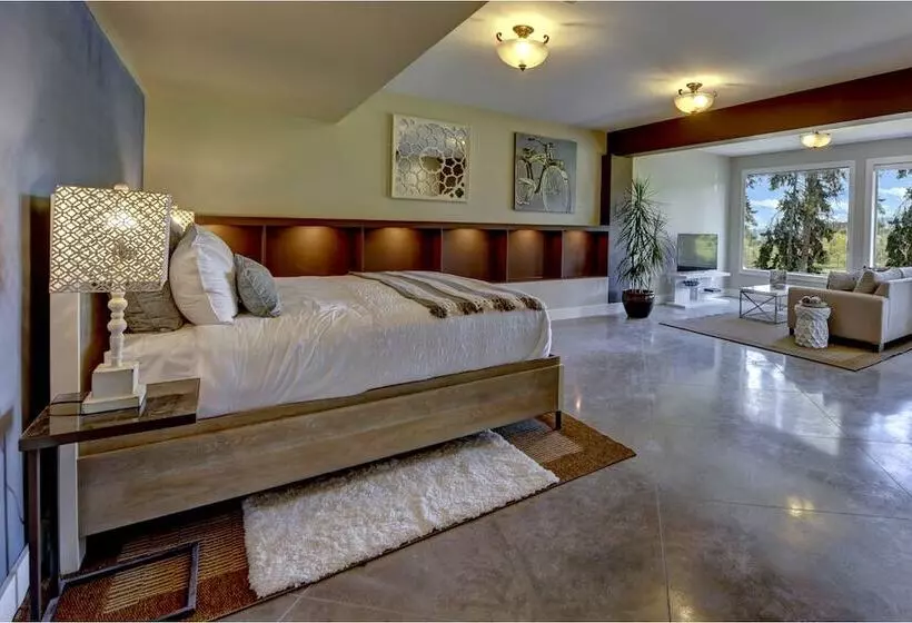 Teehouse Bed And Breakfast