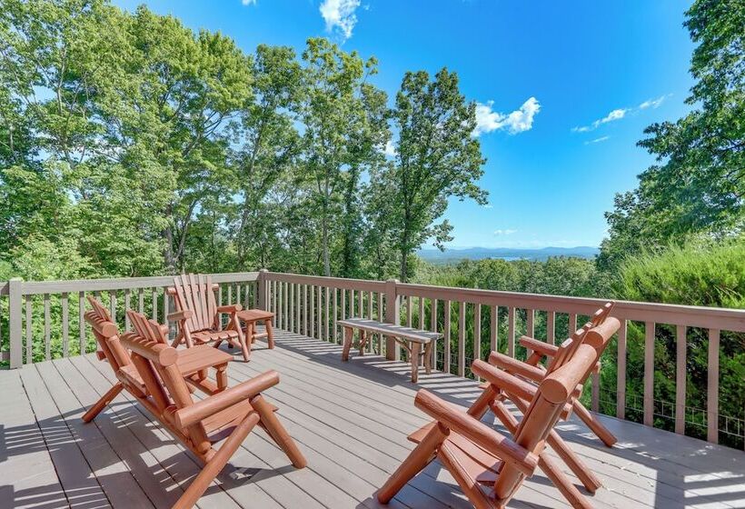 Beautiful Blue Ridge Cabin: Mountain & Lake Views!
