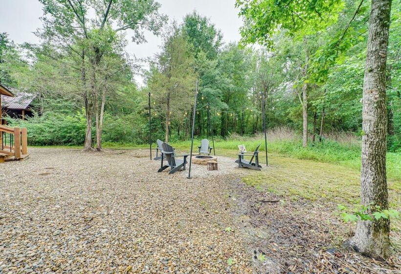 Broken Bow Cabin W/ Private Hot Tub: 14 Mi To Lake