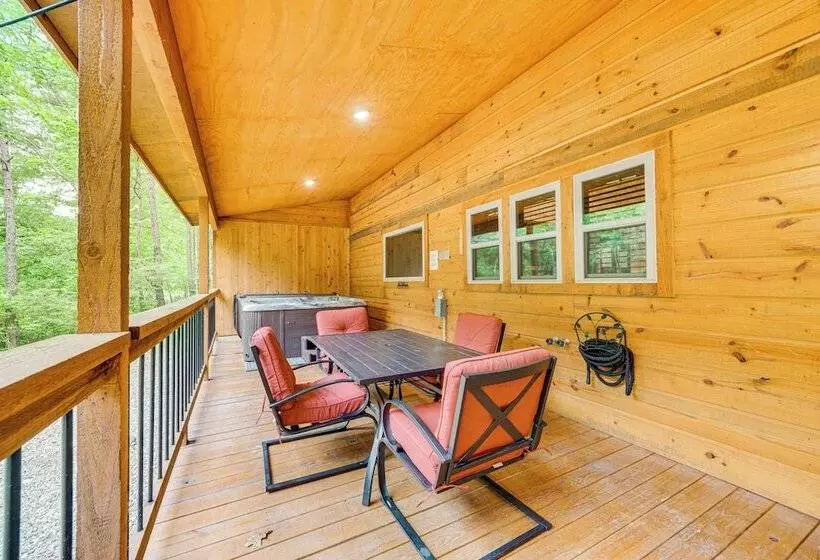 Broken Bow Cabin W/ Private Hot Tub: 14 Mi To Lake
