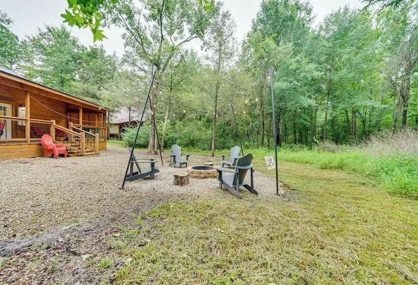 Broken Bow Cabin W/ Private Hot Tub: 14 Mi To Lake