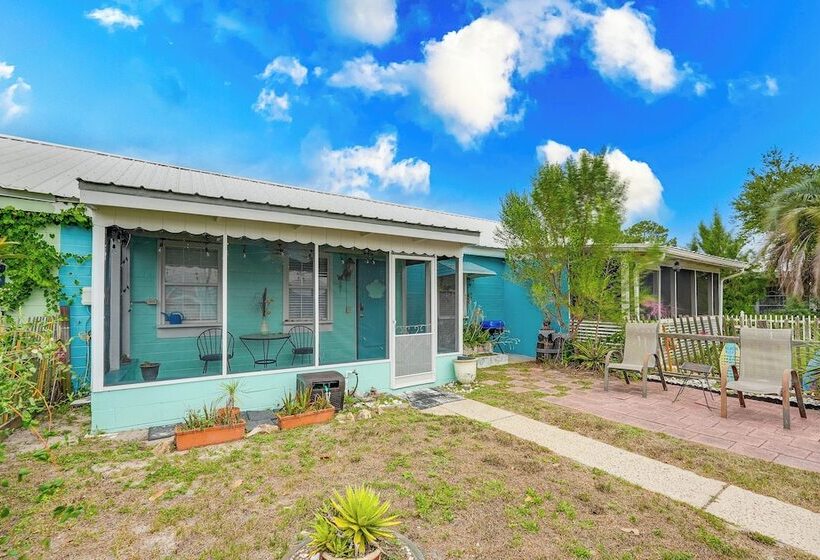 Carrabelle Cottage W/ Bbq Grill ~ 7 Mi To Beach!