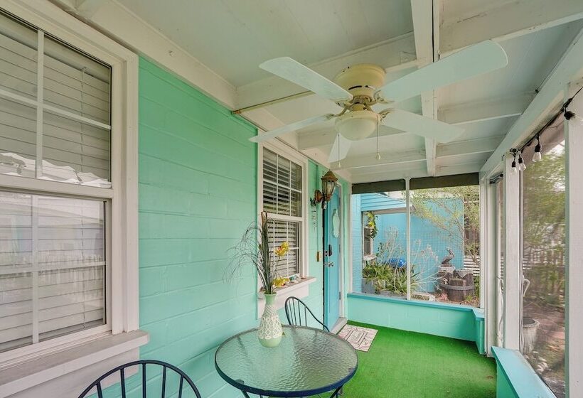 Carrabelle Cottage W/ Bbq Grill ~ 7 Mi To Beach!