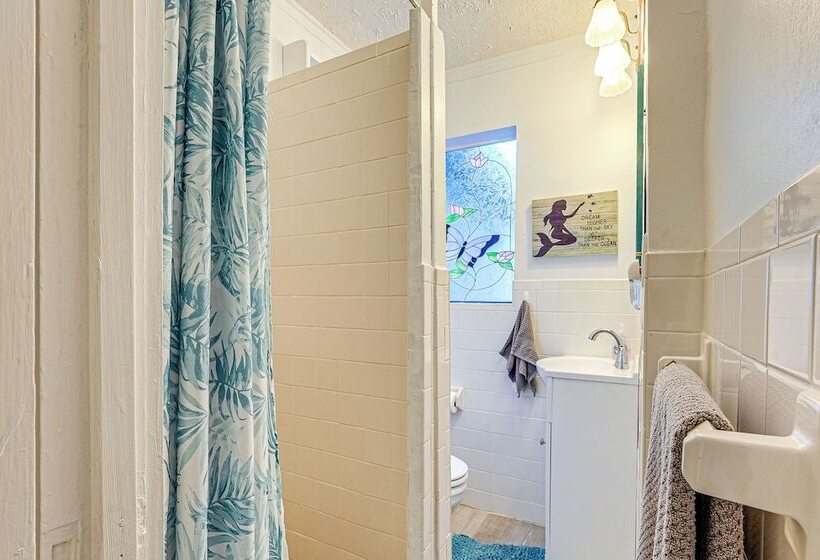 Carrabelle Cottage W/ Bbq Grill ~ 7 Mi To Beach!