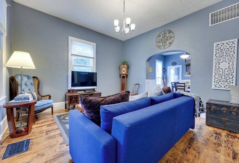 Charming Jacksonville Home ~ 2 Mi To Downtown!