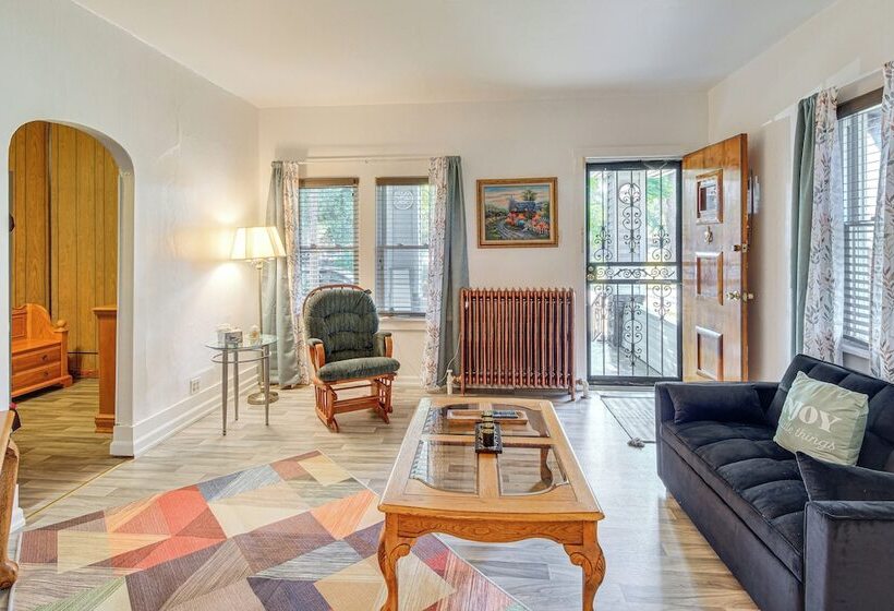 Convenient Cleveland Home ~ 3 Mi To Downtown!