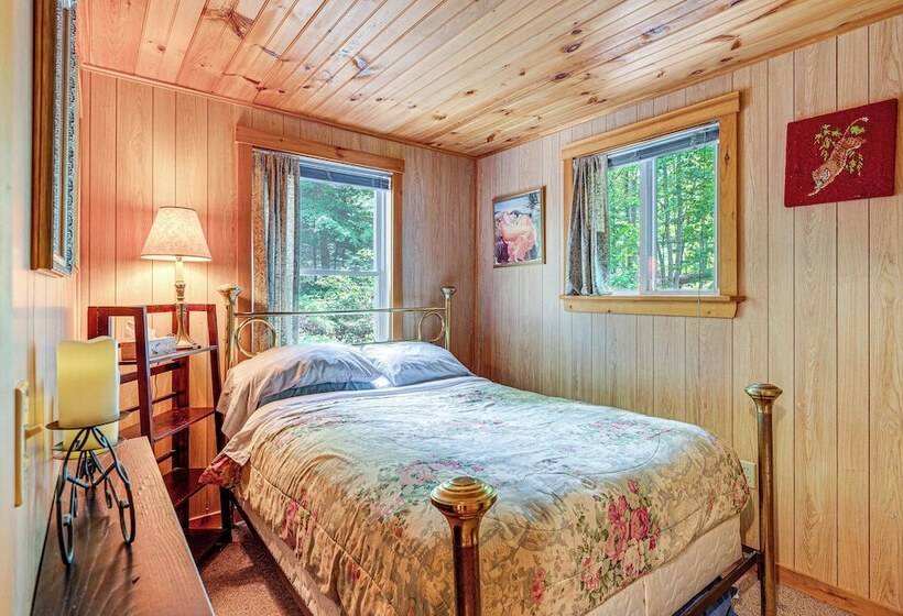 Denmark Waterfront Cabin W/ Dock & Charcoal Grill!