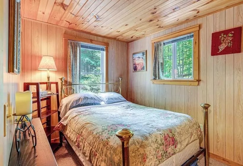 Denmark Waterfront Cabin W/ Dock & Charcoal Grill!