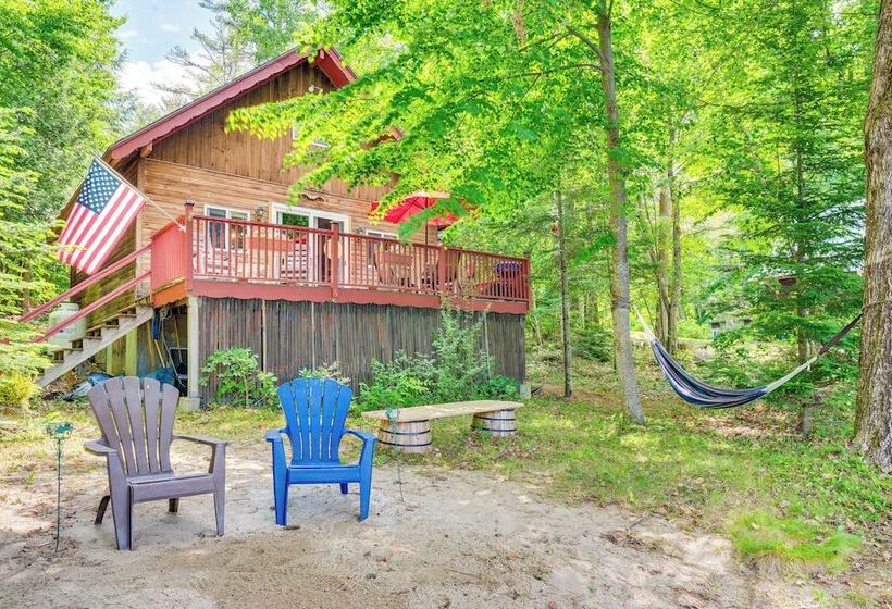 Denmark Waterfront Cabin W/ Dock & Charcoal Grill!