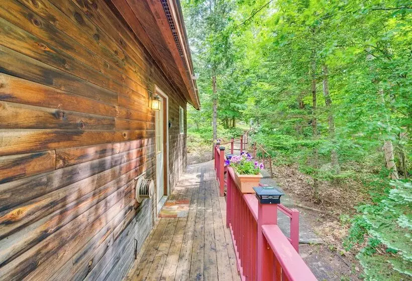 Denmark Waterfront Cabin W/ Dock & Charcoal Grill!