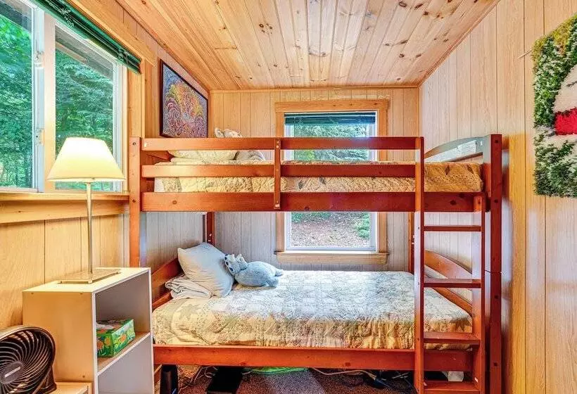 Denmark Waterfront Cabin W/ Dock & Charcoal Grill!