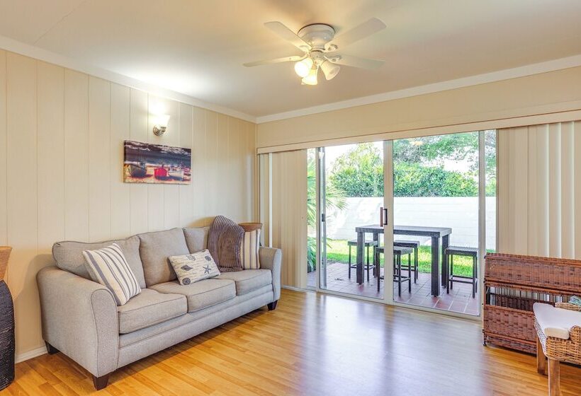 Fort Pierce Home W/ Grill: Half Mi Walk To Beach!