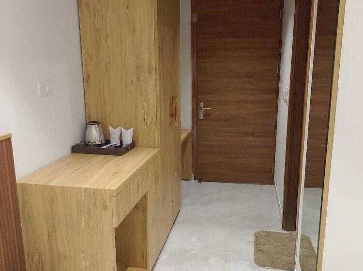 בית מלון כפרי Garden Resorts &