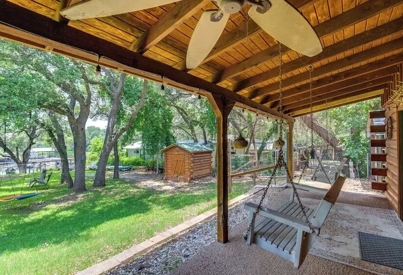 Granbury Home W/ Waterfront Deck: 5 Mi To Downtown