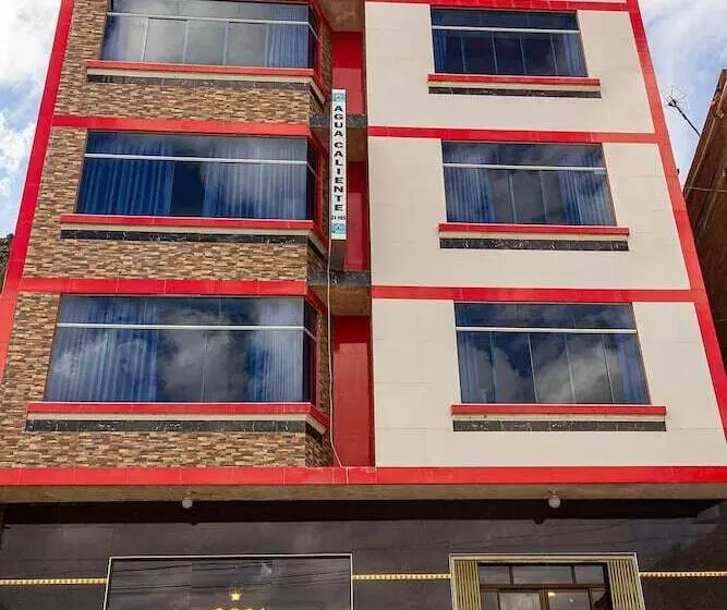 مسافرخانه Estrella Del Lago