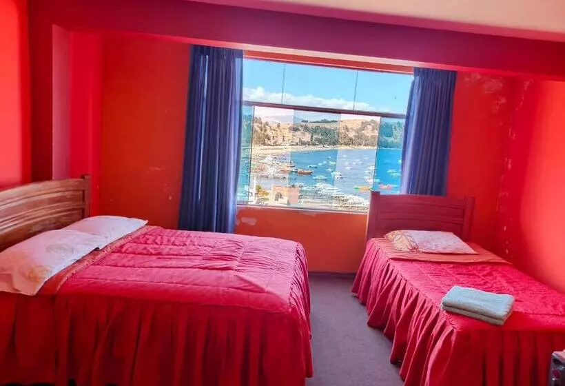 مسافرخانه Estrella Del Lago