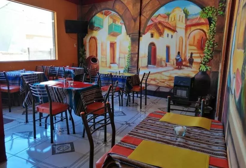 مسافرخانه Estrella Del Lago