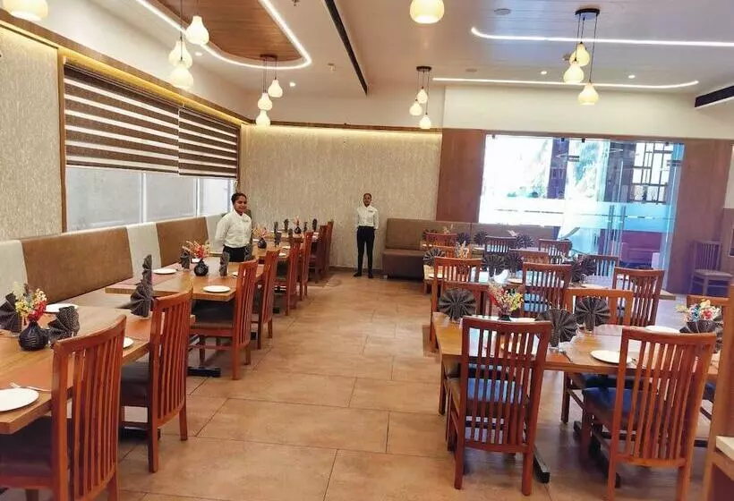 ホテル Aditya Mansingh Inn