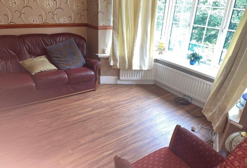 בית מלון כפרי Burleigh House