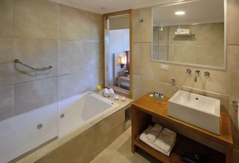 هتل Huenú By Dot Boutique