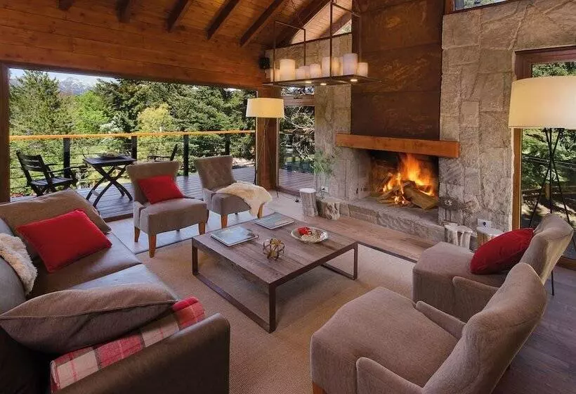 هتل Huenú By Dot Boutique